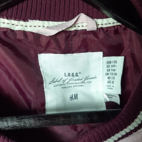 🟪H&M Pink and Purple spring/fall ribbed button down varsity jacket - Picture 7 of 7